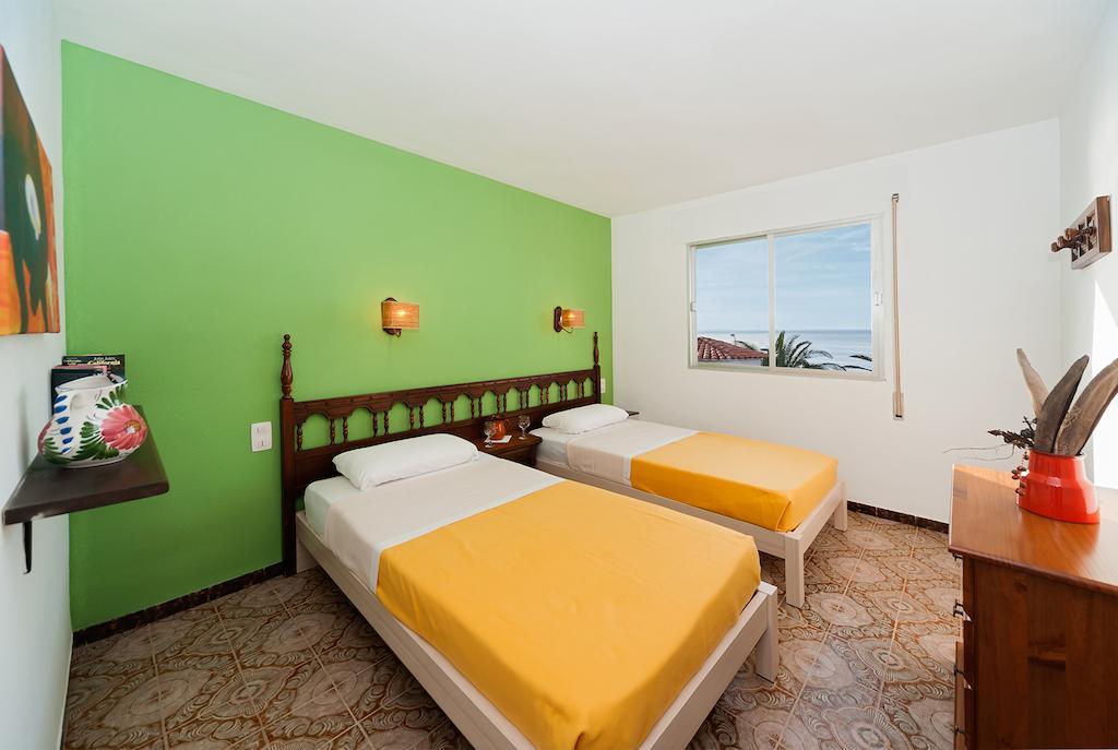 Apartamentos Casa Blanca Miami Playa Room photo